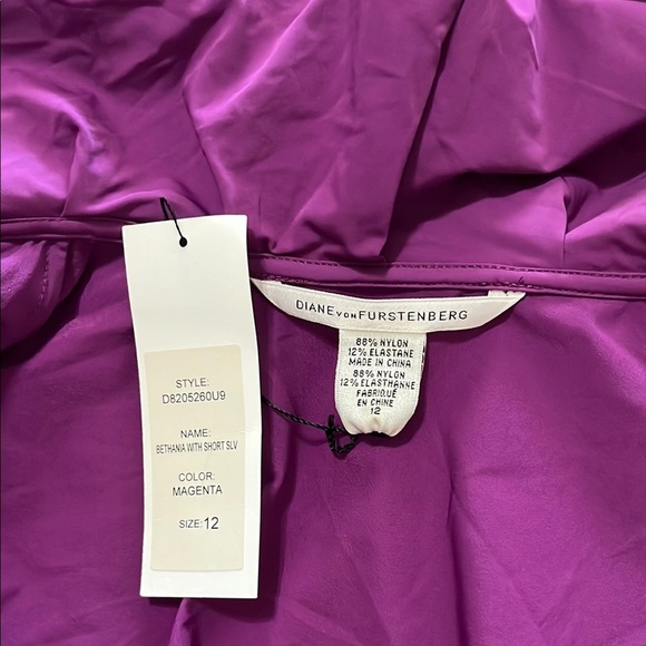 Diane Von Furstenberg Vibrant Magenta Mini Dress - Picture 4 of 13